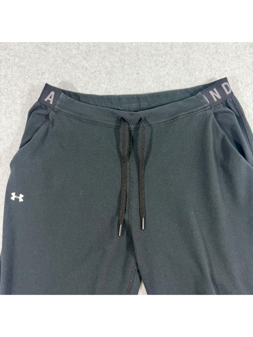 Under Armour Men’s Jogger Pants Size M Black Loose Fit Cotton Blend Athletic